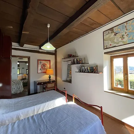 Countryside In With Swimming Pool 别墅 Amandola