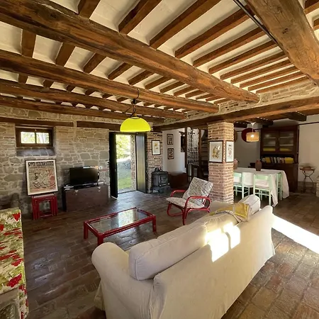 فيلة Countryside In With Swimming Pool Amandola
