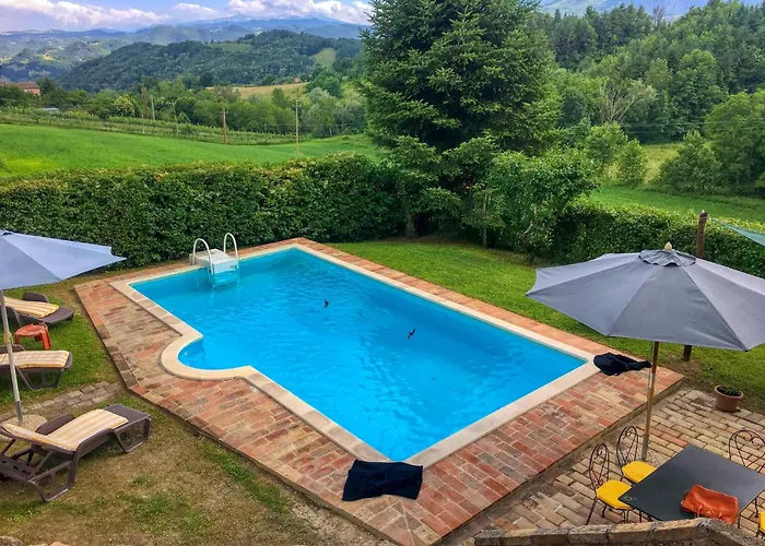 Countryside In With Swimming Pool Villa *