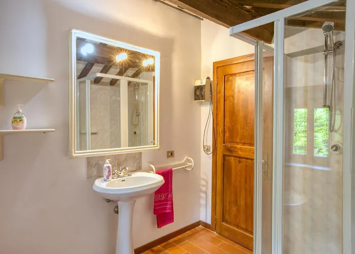 Countryside In With Swimming Pool Villa Amandola