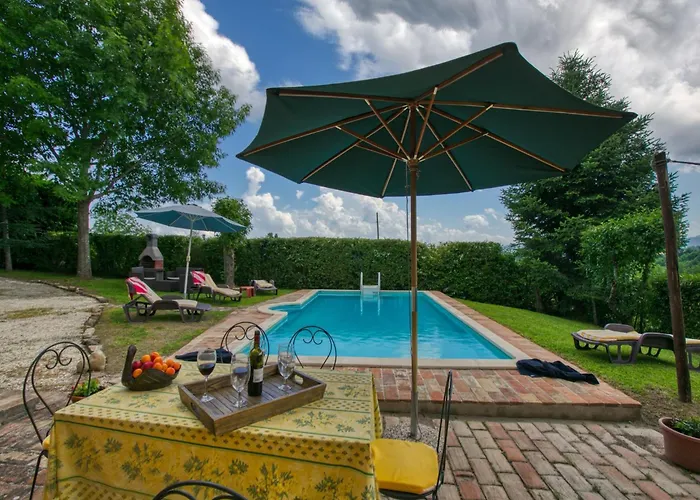 Countryside In With Swimming Pool Villa Amandola