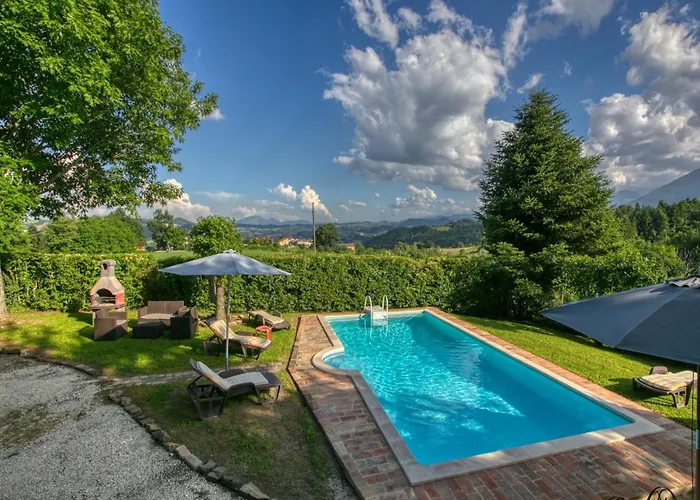 Countryside In With Swimming Pool Villa Amandola